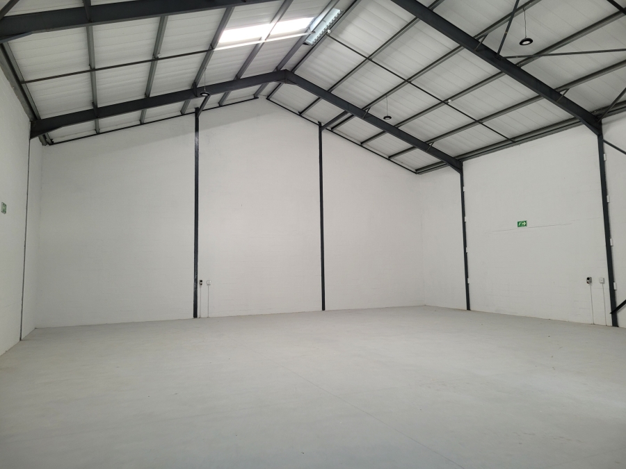 To Let commercial Property for Rent in Killarney Gardens Western Cape